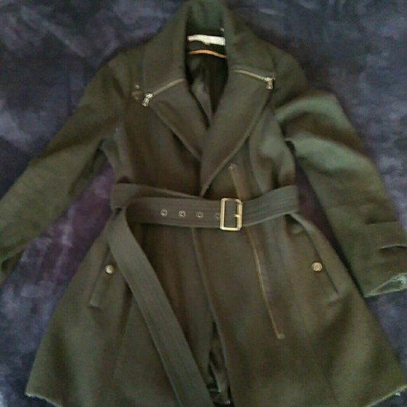 Coat - Picture 2 of 3